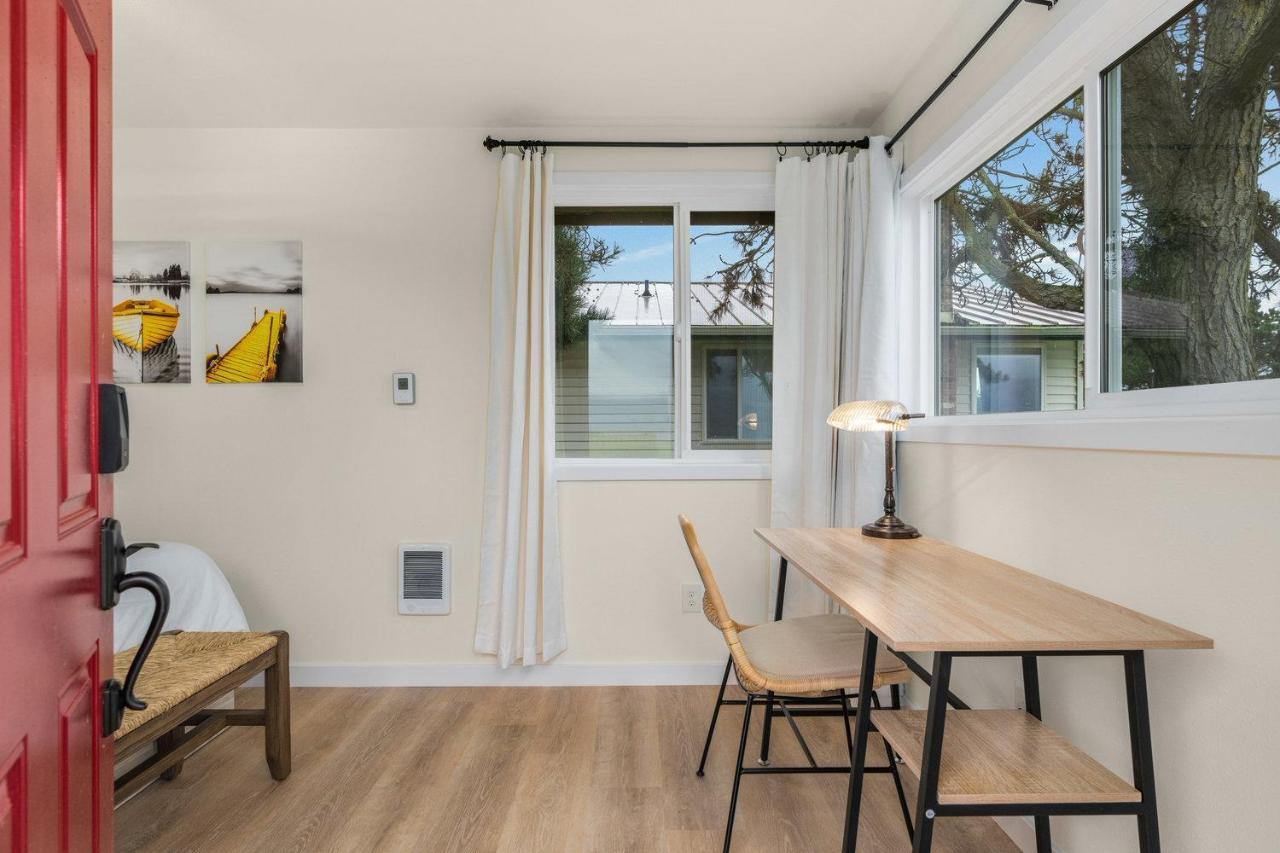 @ Marbella Lane - Wave House, Your Oceanfront Retreat! Oak Harbor Eksteriør billede