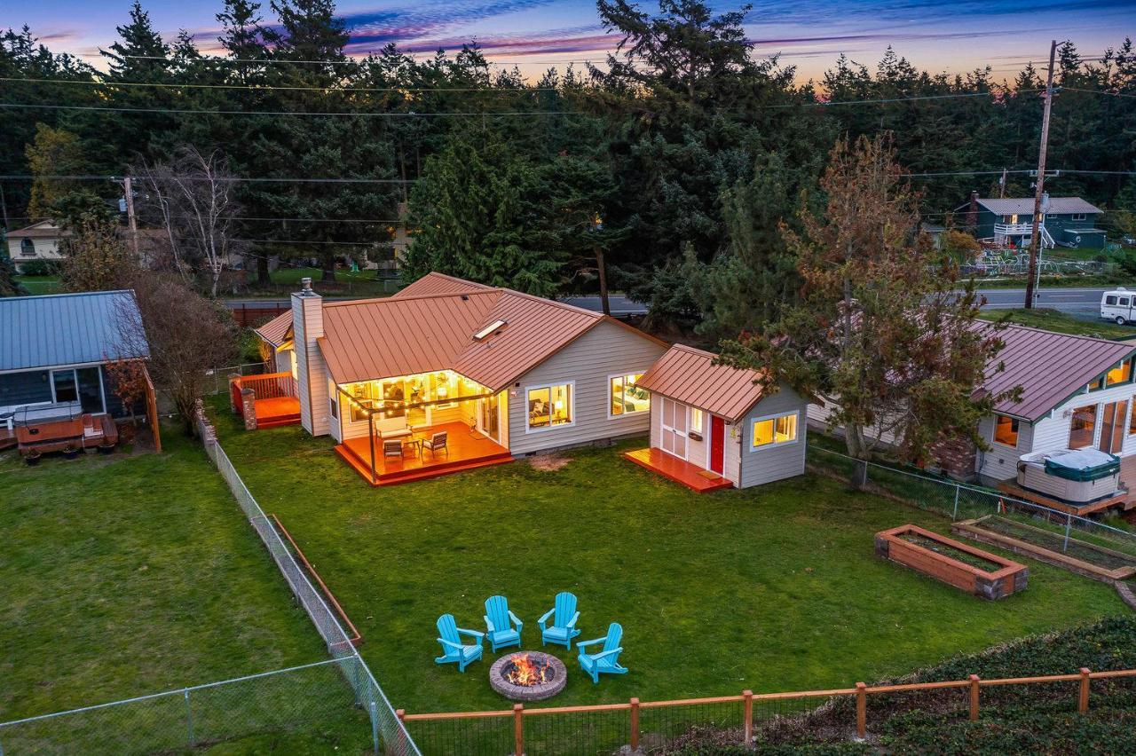 @ Marbella Lane - Wave House, Your Oceanfront Retreat! Oak Harbor Eksteriør billede
