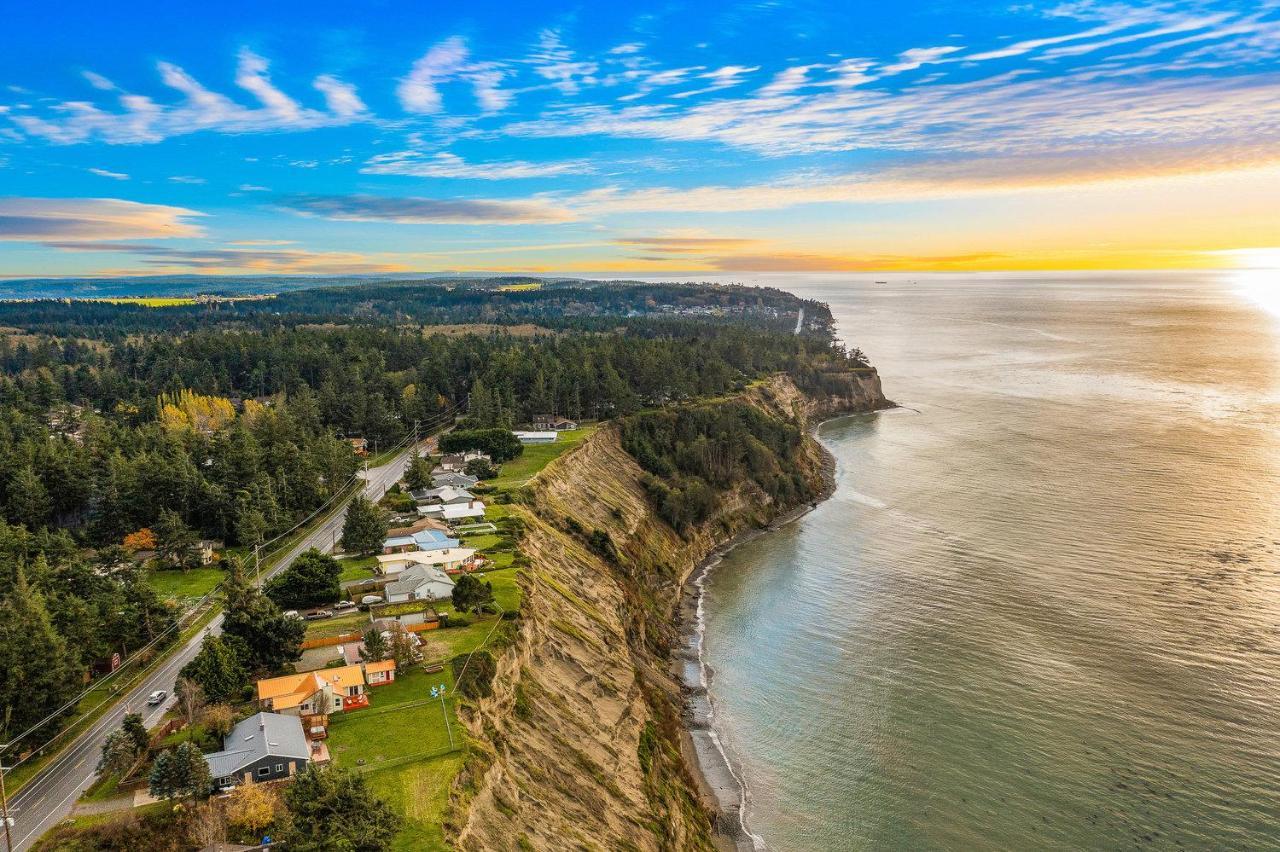 @ Marbella Lane - Wave House, Your Oceanfront Retreat! Oak Harbor Eksteriør billede