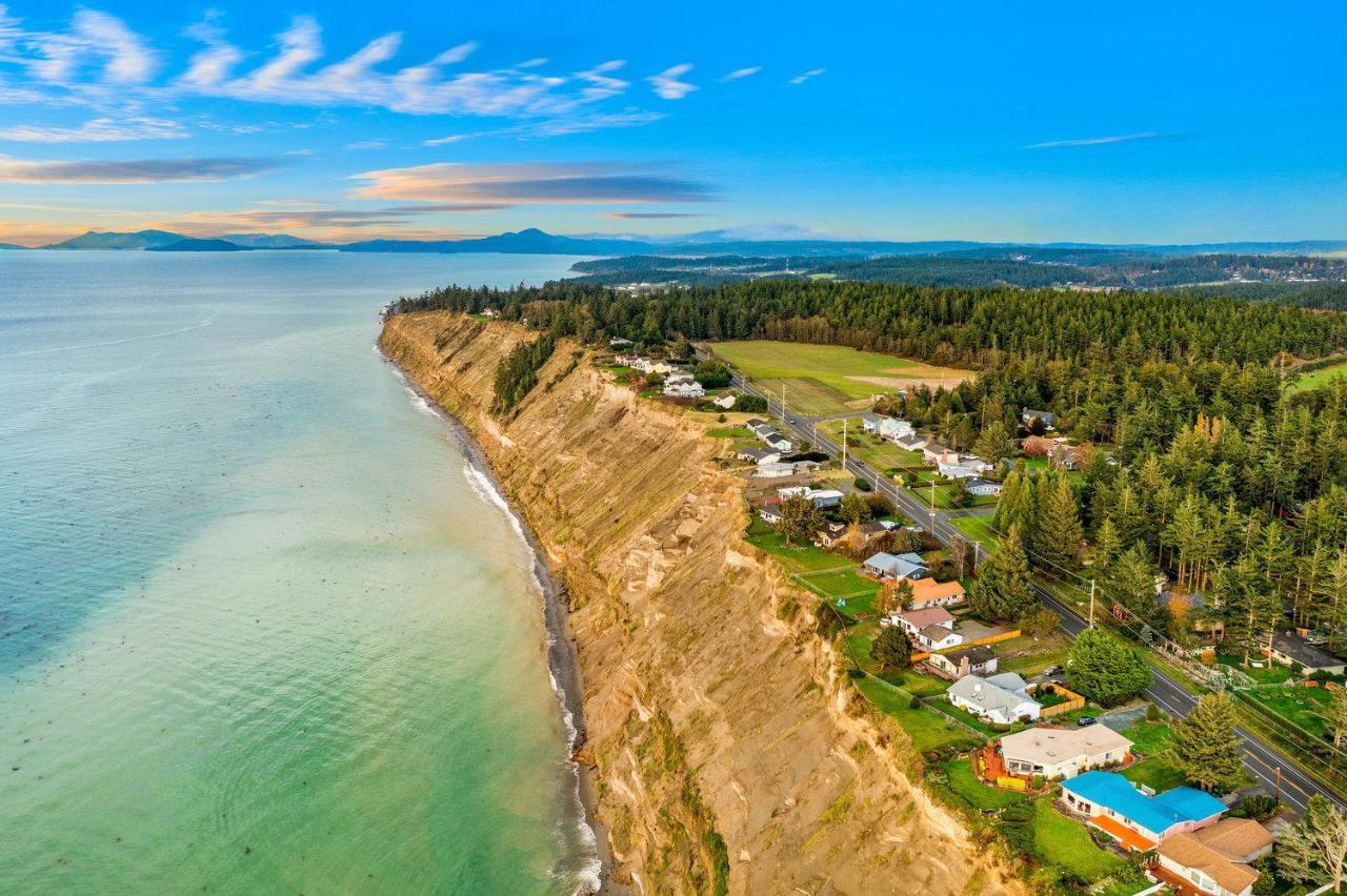 @ Marbella Lane - Wave House, Your Oceanfront Retreat! Oak Harbor Eksteriør billede
